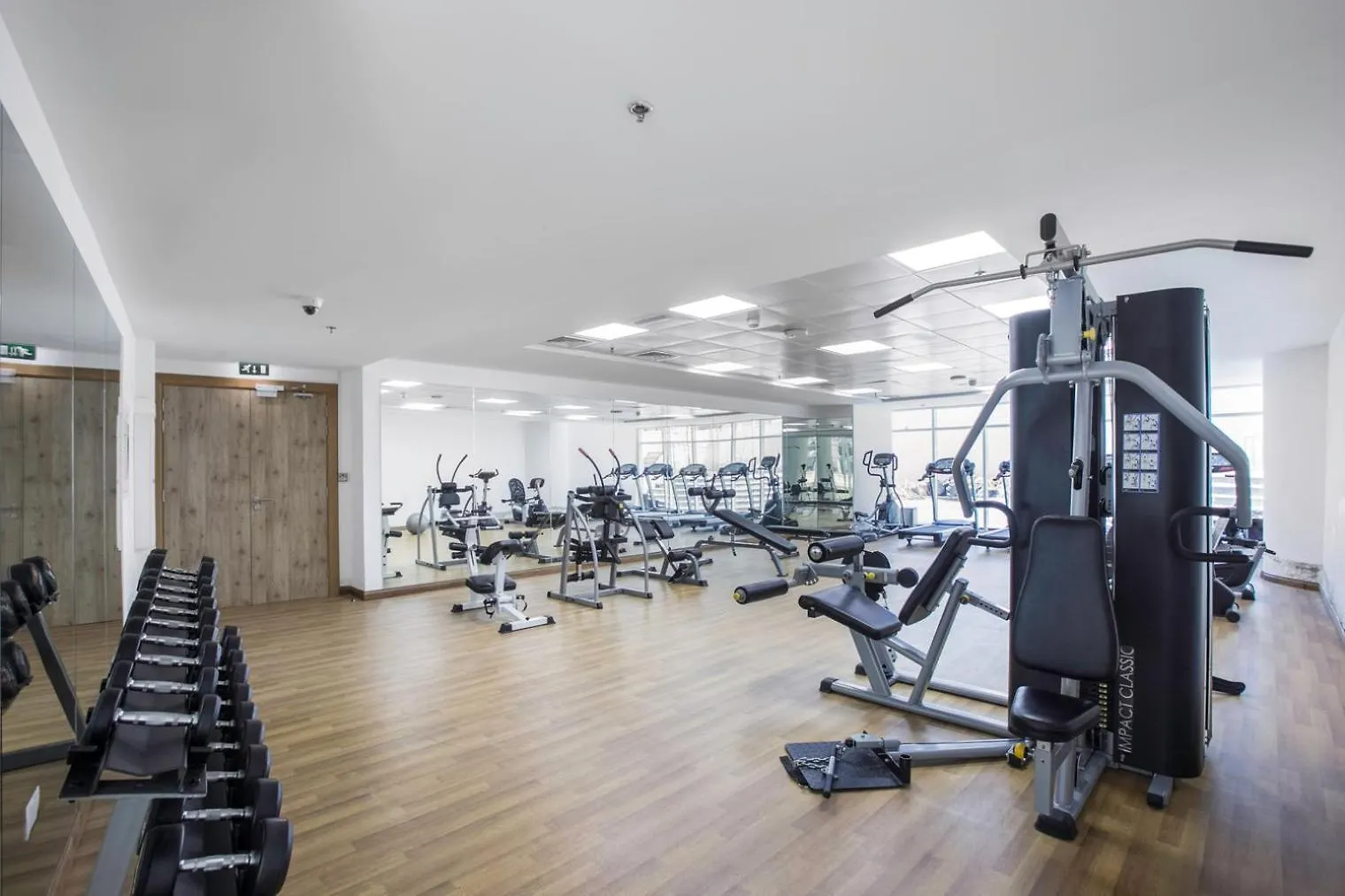 Blueground Marina Pool Gym Dxb-418 Apartment Dubai